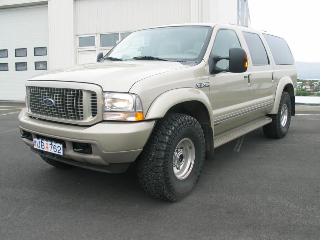 Ford Excursion 2012